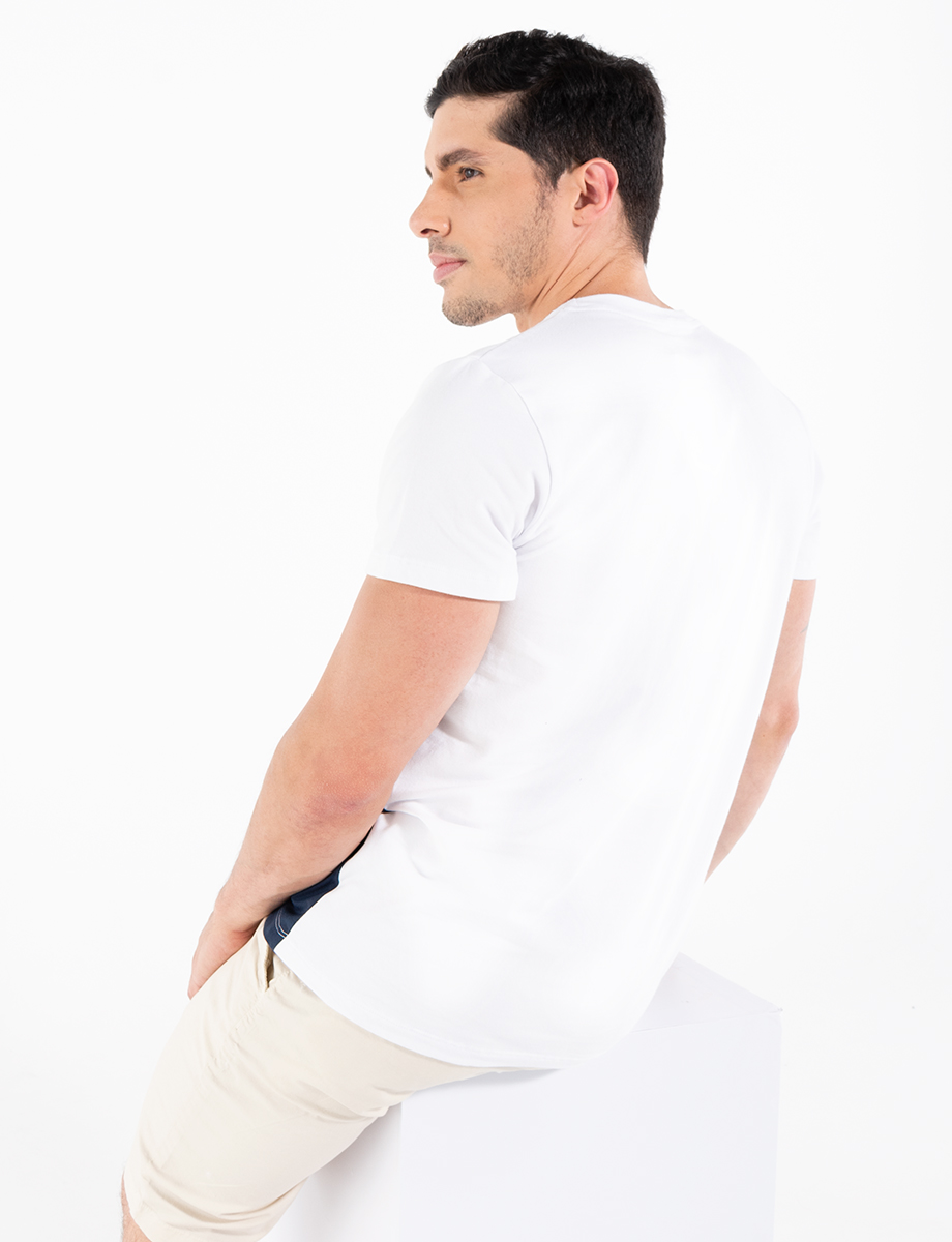 Camiseta bicolor Beyond