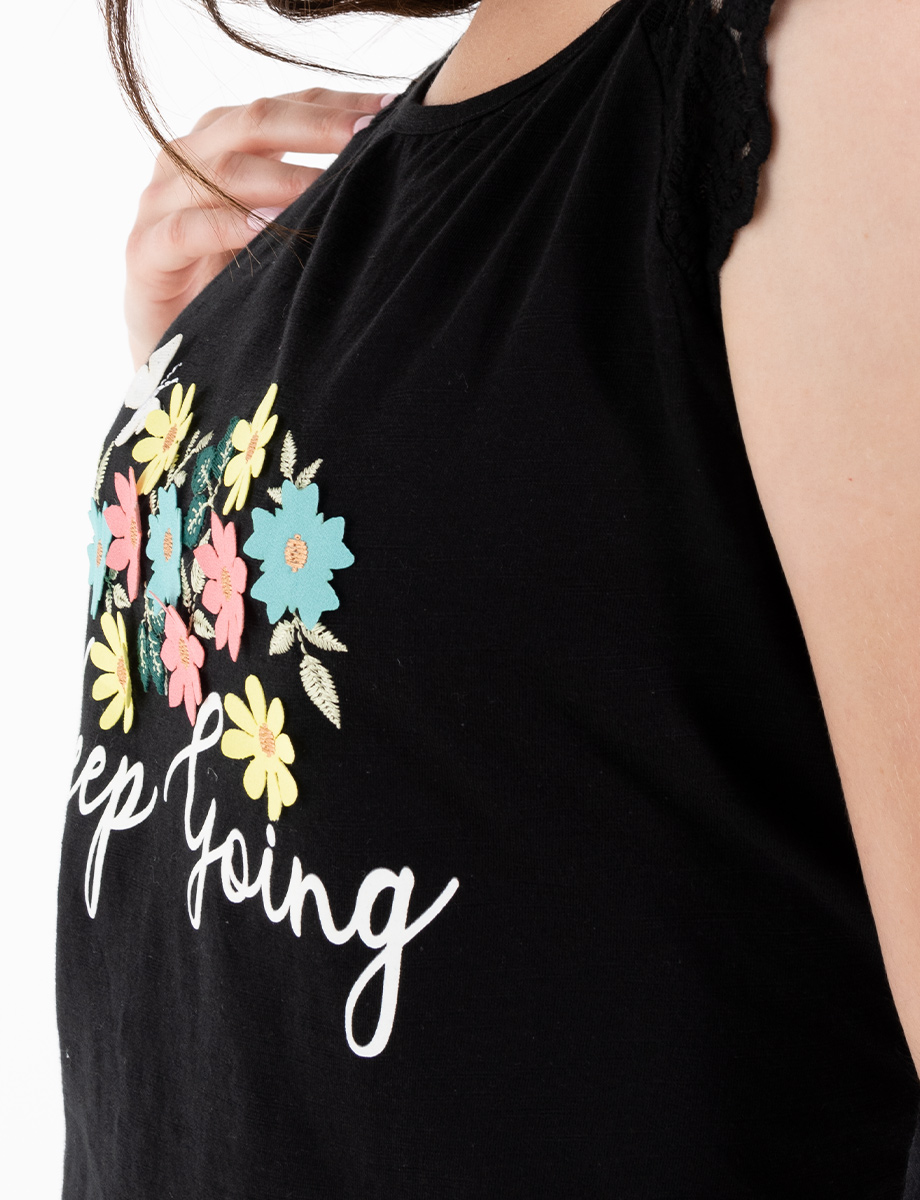 Camiseta con encaje Keep Going