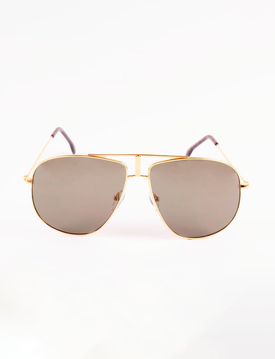 Gafas dorada modelo aviador