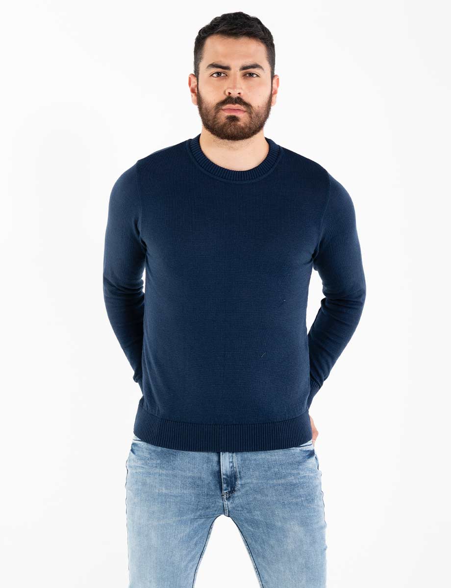Sweater básico cuello redondo
