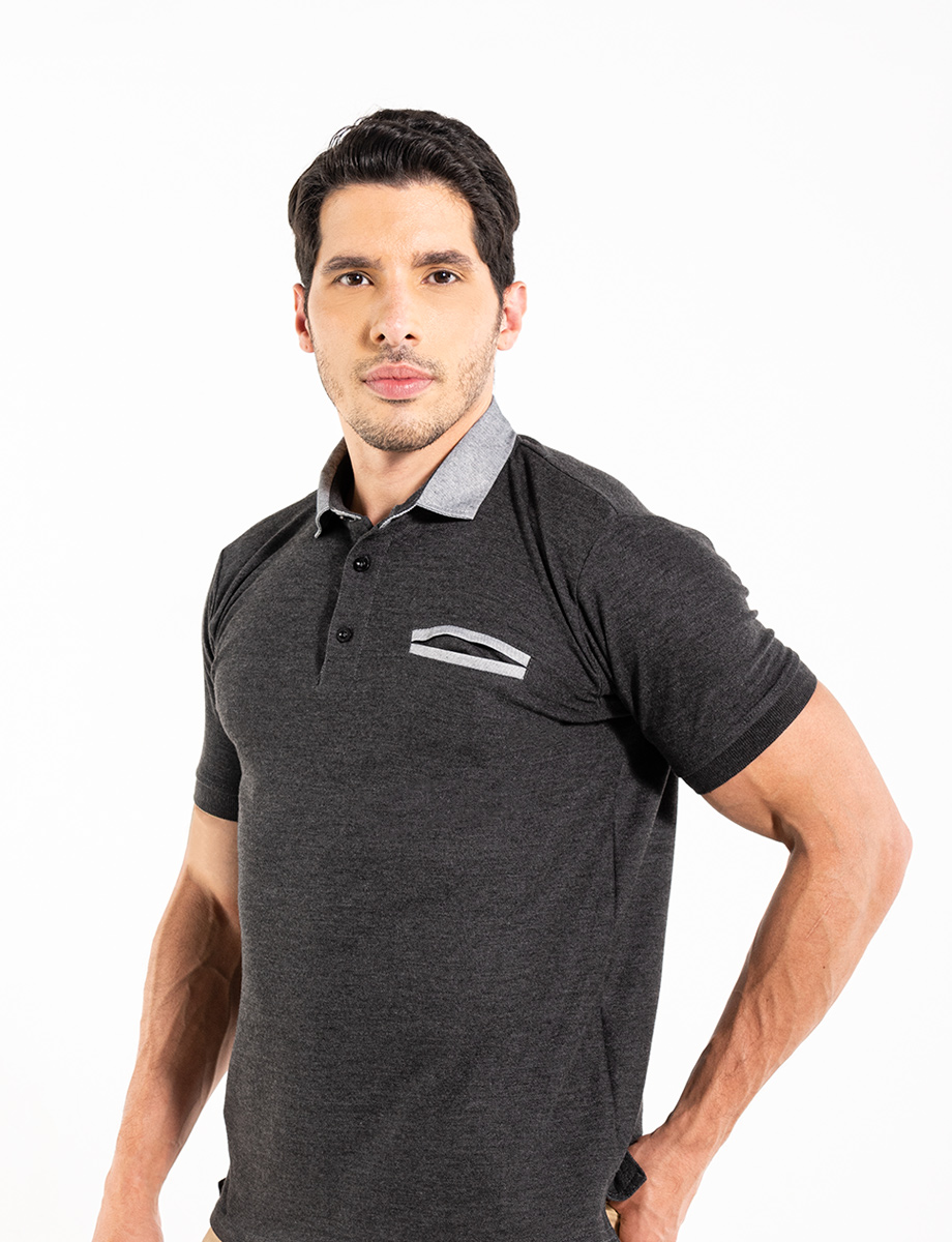 Polo clásica gris oscuro