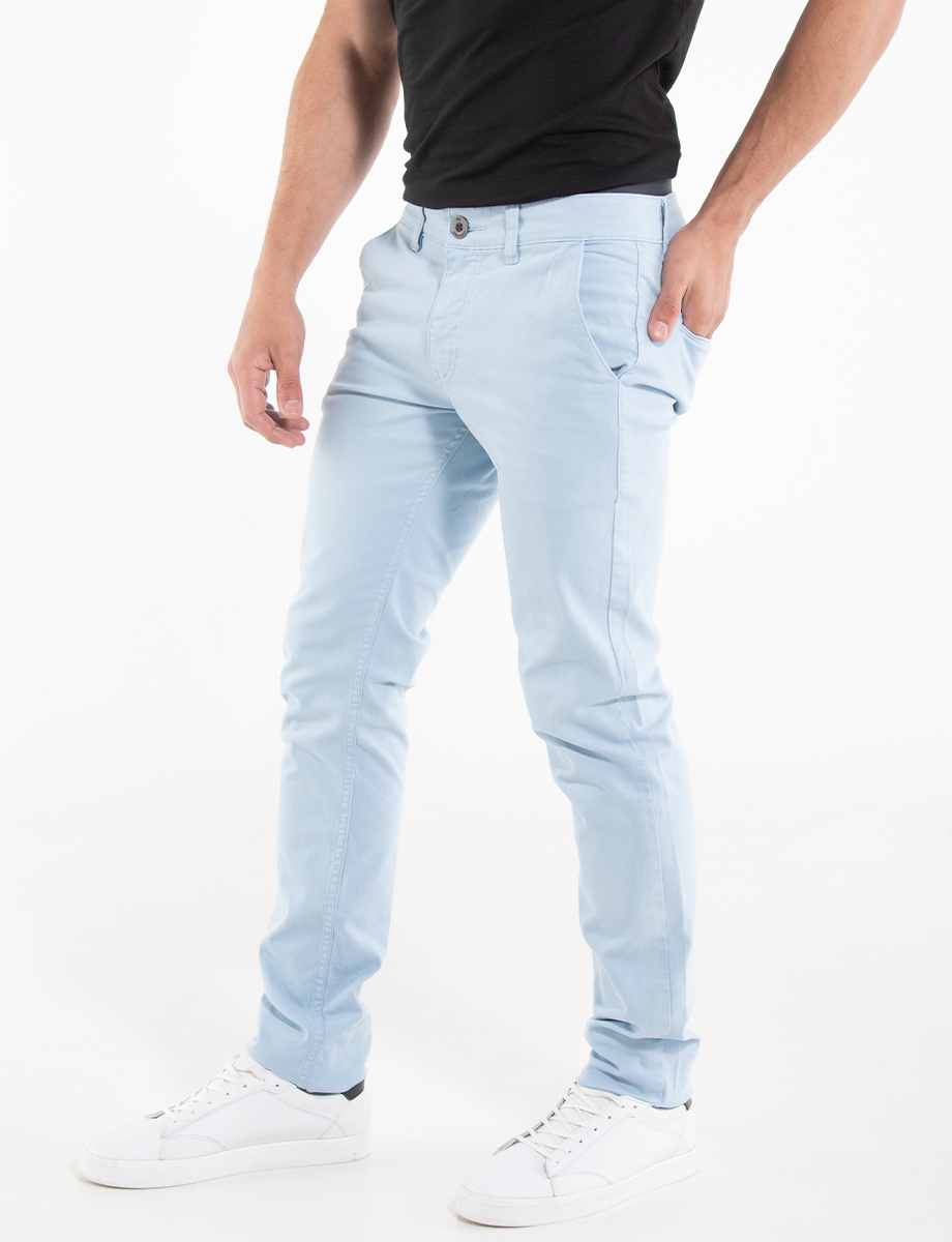 Pantalón chino celeste