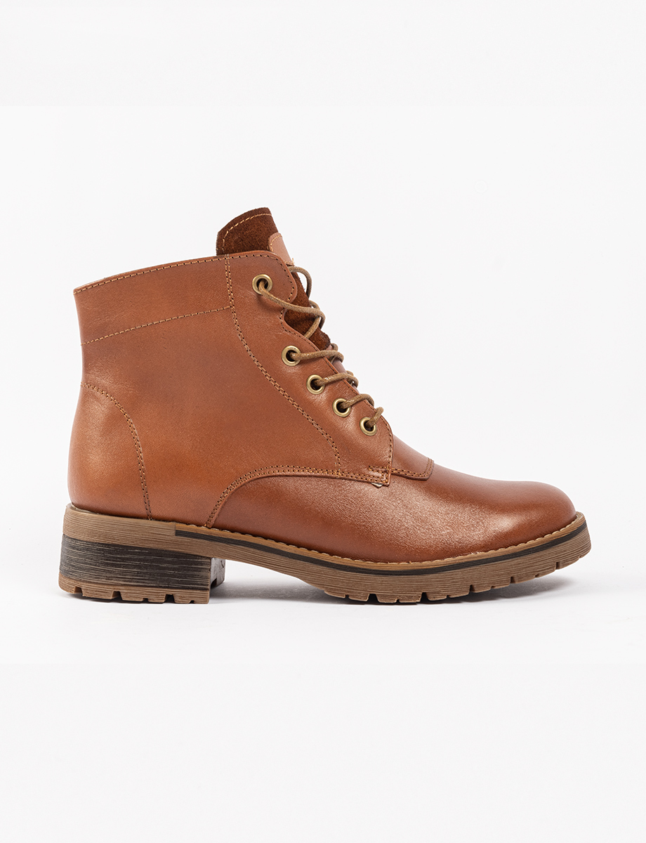 Bota Urbana con cordones camel
