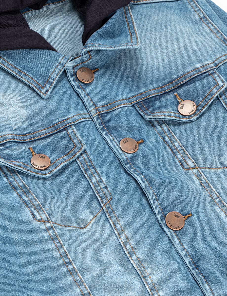 Chaqueta jean con capucha
