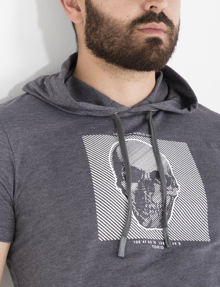 Camiseta con capucha Calavera