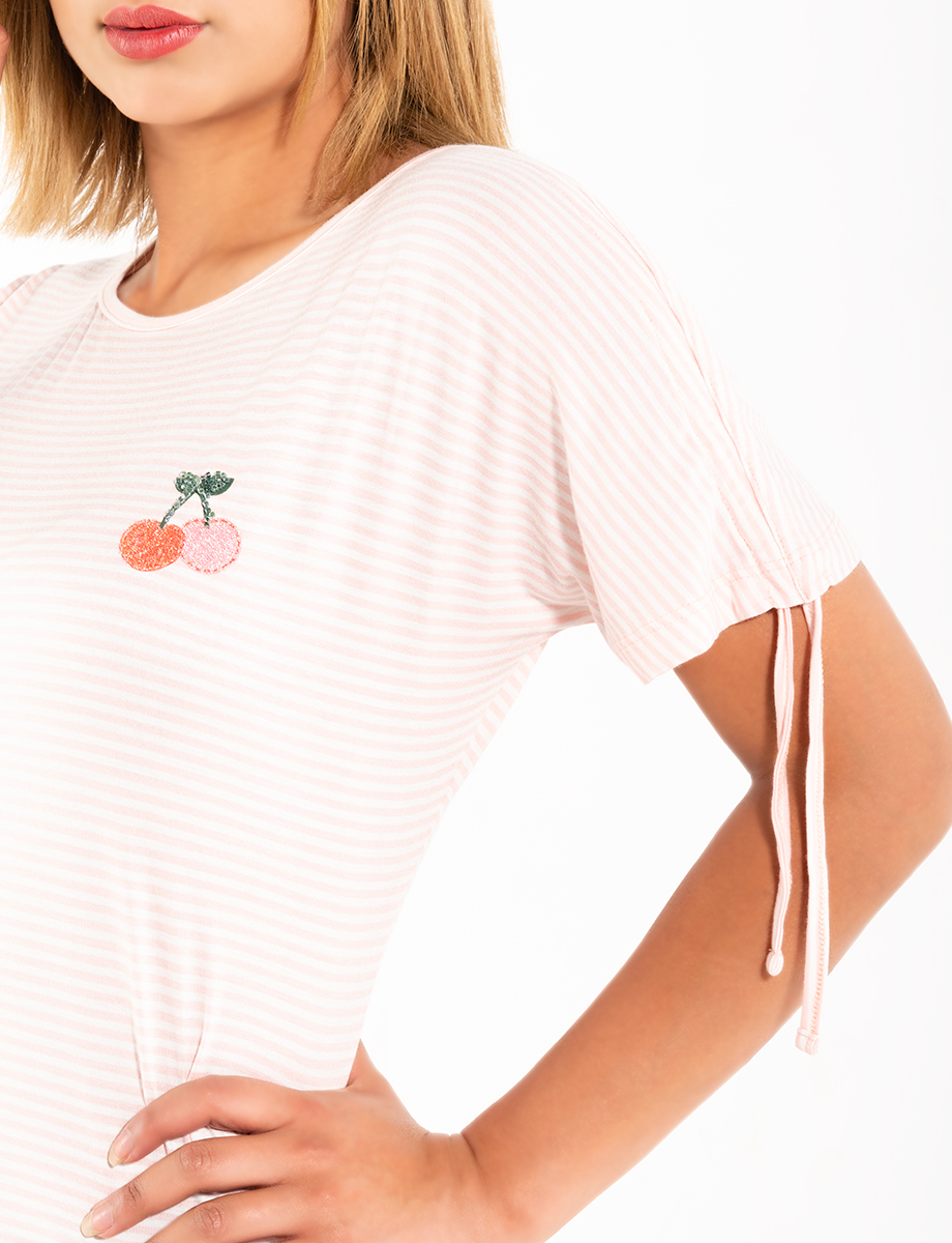 Camiseta a rayas cereza