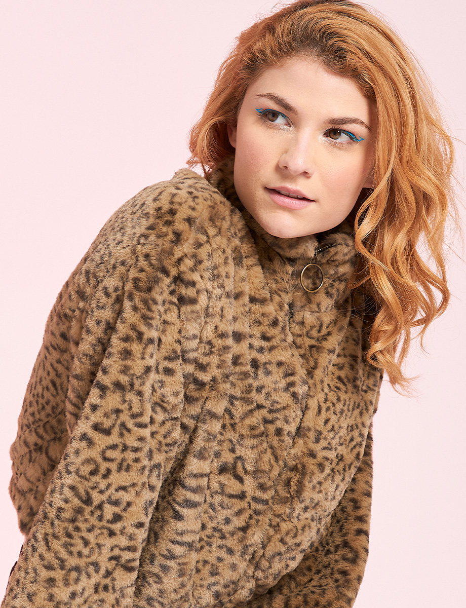 Chompa afelpada animal print