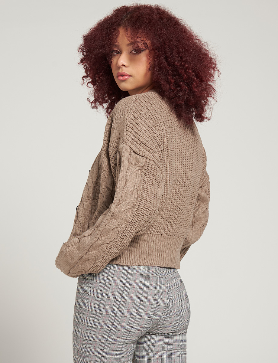 Sweater Trenzado con Botones