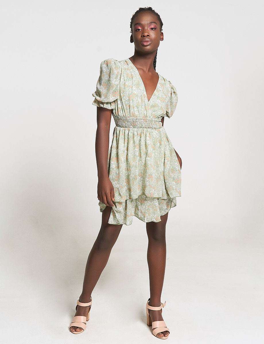 Vestido Flores Escote en V | FALDAS Y VESTIDOS | FALDAS Y VESTIDOS | MODA MUJER | MUJERES | Moda RM Tienda Online Vestido Flores Escote en V | FALDAS Y VESTIDOS | FALDAS Y VESTIDOS | MODA MUJER | MUJERES | Moda RM Tienda Online
