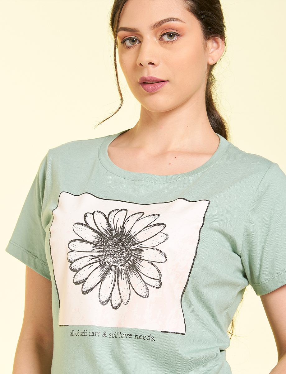 Camiseta estampada flor verde
