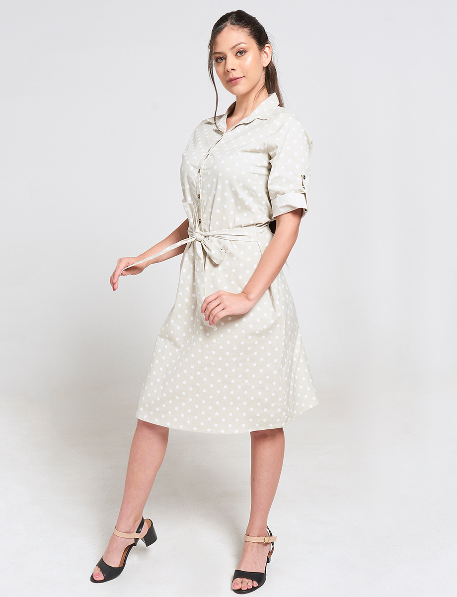 Vestido Camisero con Puntos Arena