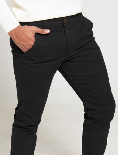 Pantalón Chino Regular Negro