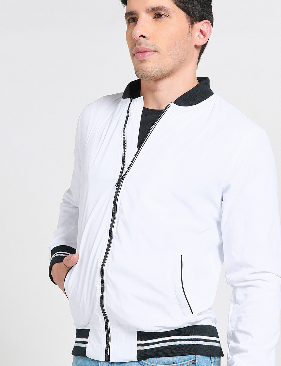 Chompa Bomber Blanco con Cremallera