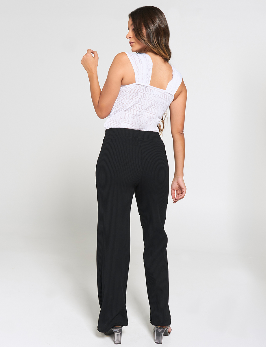 Pantalón Basta Ancha Unicolor