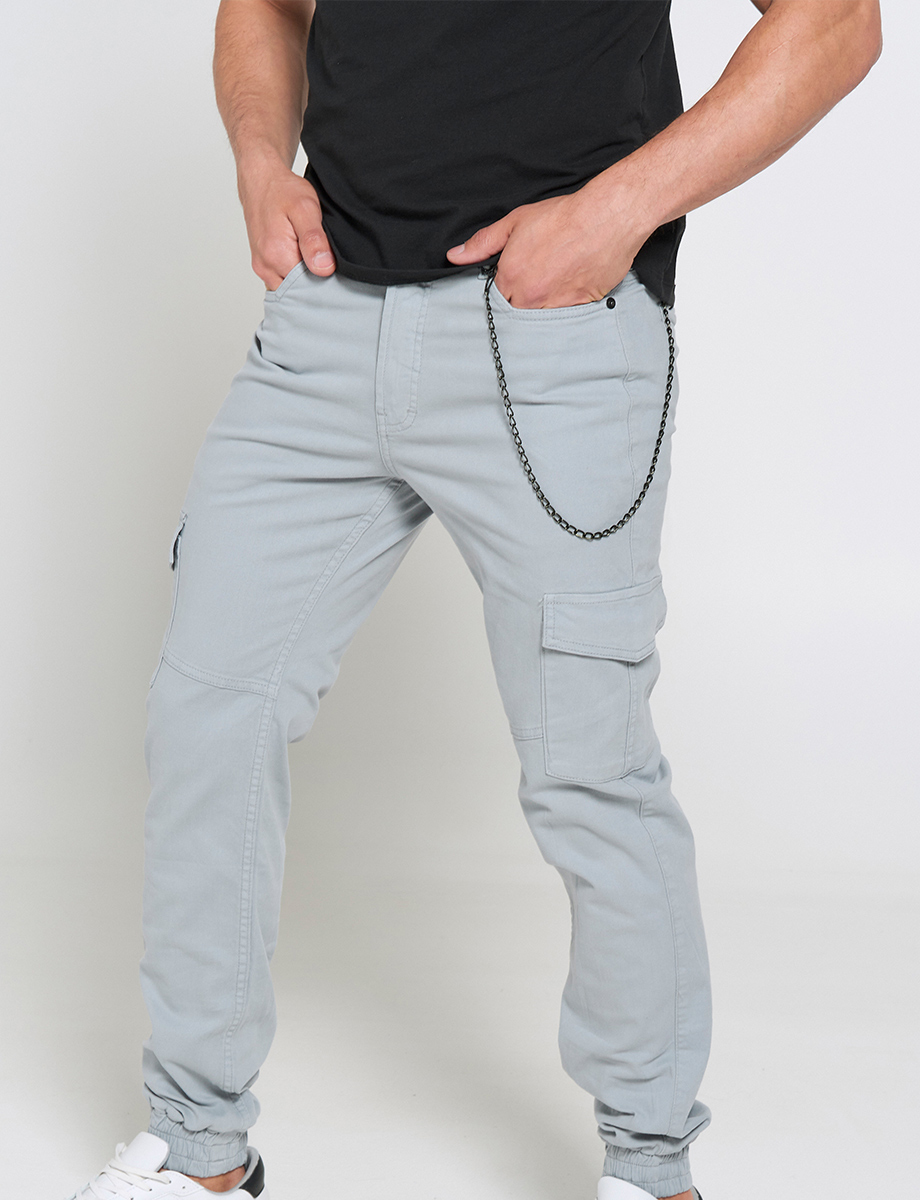 Jogger Bolsillos Cargo con Cadena