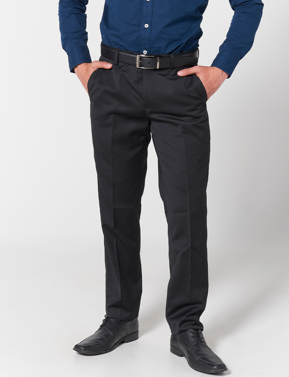 RM - Luce siempre cómoda y elegante con los pantalones ejecutivos de RM,  ideales para armar tu look de oficina. Encuéntralos por USD 19.90 🤩🥰  Visita tu tienda RM más cerca o