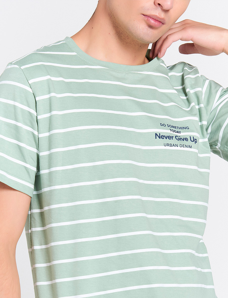 Camiseta Never Give up Verde Agua