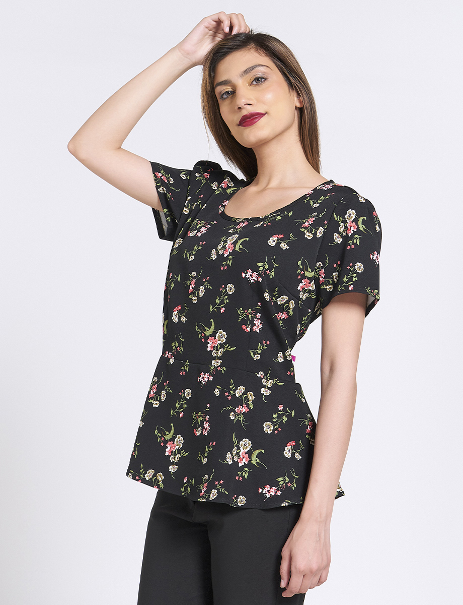 Blusa Estampada Flores Manga Corta