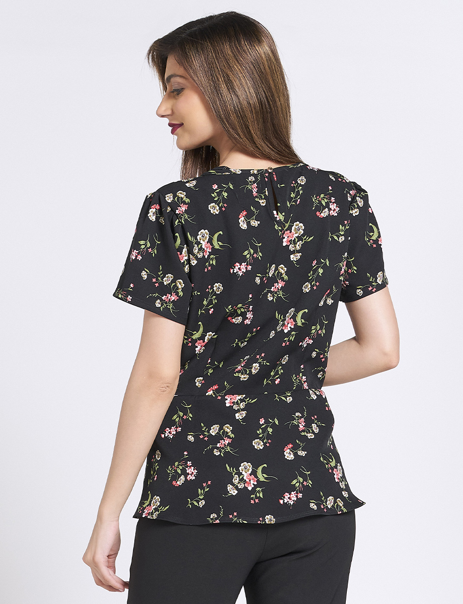 Blusa Estampada Flores Manga Corta