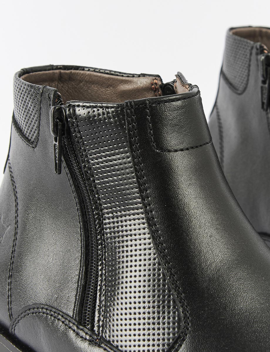 Botin Negro con Cierre