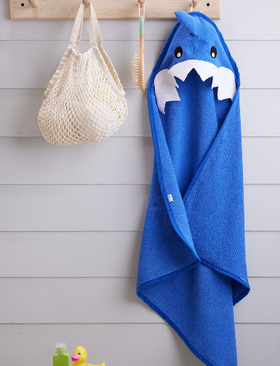 Toalla Diseño Tiburón Azul 350g | Belia
