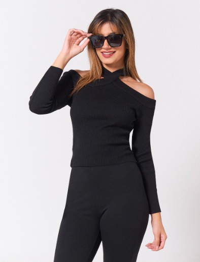 Sweater Cut Out Negro