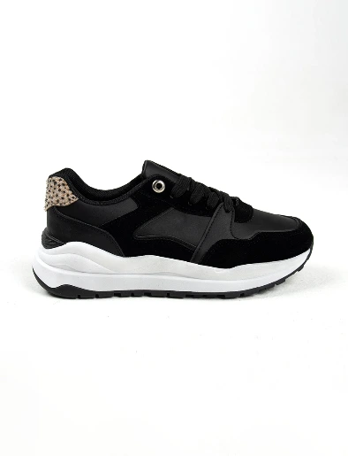 Sneaker con Cordones Negro