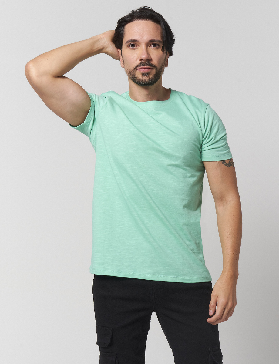 Camiseta Clásica color Menta AW21 - Frescura y Estilo
