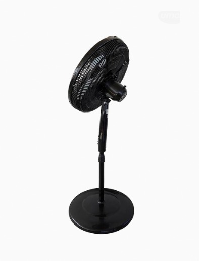 Ventilador Plástico 3 Niveles Negro | Umco