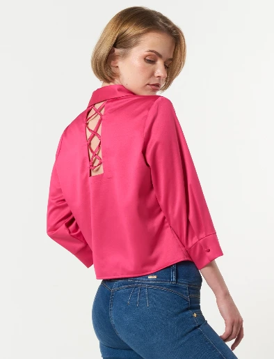 Blusa Fucsia con Cruce