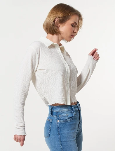 Blusa con Textura Crudo