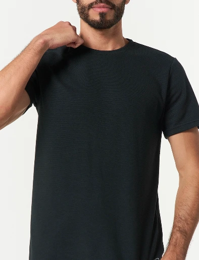 Camiseta Unlimited Negro