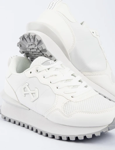 Sneaker Blanco con Cordones