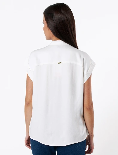 Blusa con Corbata Unicolor