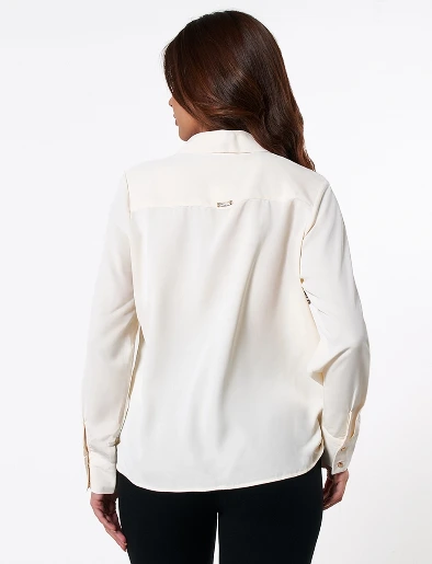 Blusa Clásica Crudo