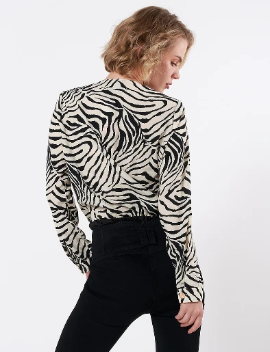 Blusa Animal Print Crudo