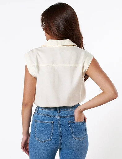 Blusa Corta Crema