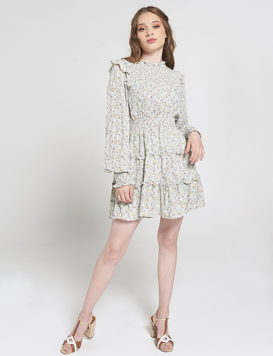 Vestido Corto con Nido de Abeja